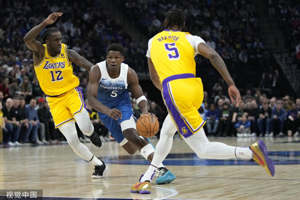 高难度投篮 高难度投篮