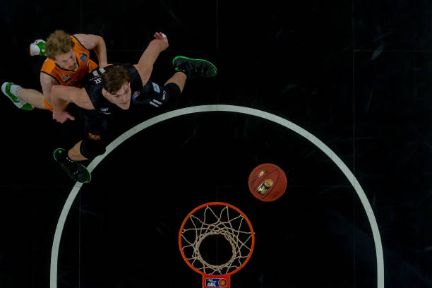 无论是对 无论是对