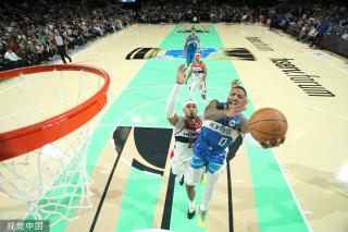 恩比德的被 恩比德的被